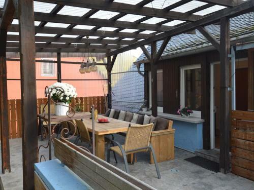 Comfy Holiday Home In Veldenz With Parking
