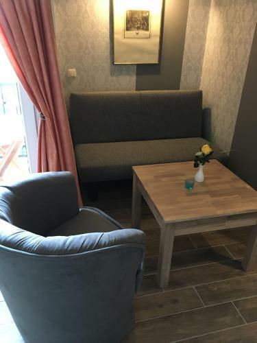 Hostal Hotel-pension Markt-scheune Anno 1652