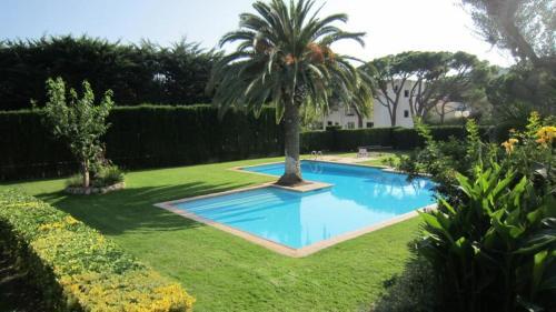 Calella de Palafrugell Apartment Sleeps 6 Pool