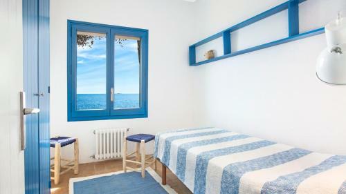 Calella de Palafrugell Villa Sleeps 11 With Pool