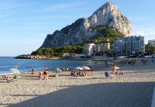 Calpe Villa Sleeps 11 With Pool Air Con And Wifi
