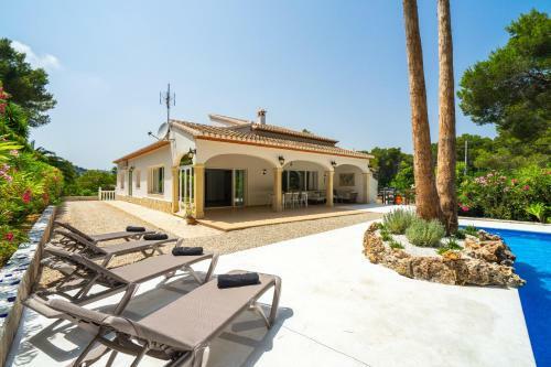 Villa Alma