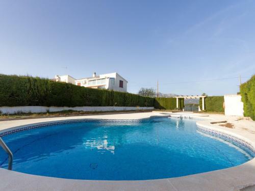 Villa Casa Familiar Con Jardin Y Piscina_tofi�o