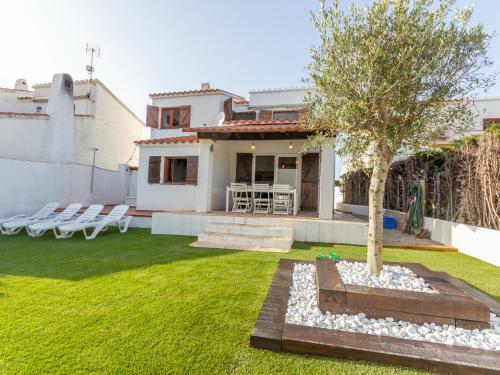 Villa Casa Familiar Con Jardin Y Piscina_tofi�o