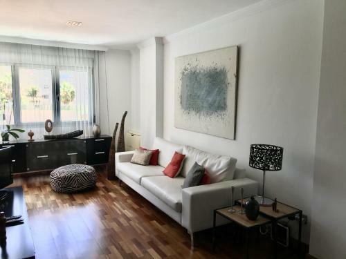 New Modern Apartment With Pool And Terrace