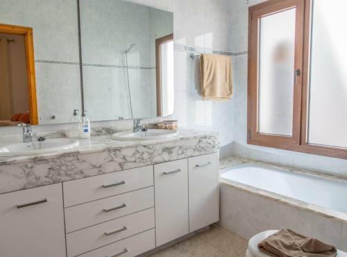 Villa Con Piscina Climatizada Y Jacuzzi