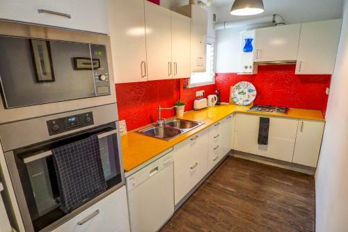 The Lilium Apartment By Hello Apartments Sitges
