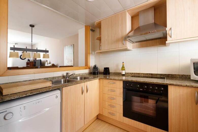 Villa Lets Holidays Big Terrace House With Parking