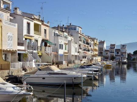 Apartamento Berni's House Empuriabrava