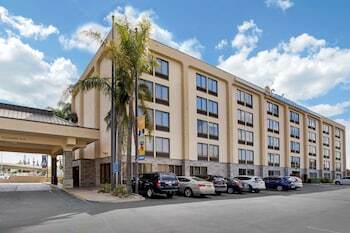 Hotel Comfort Inn & Suites