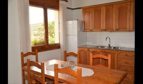 Apartment In Sant Pere Molanta Sleeps 4 With Pool