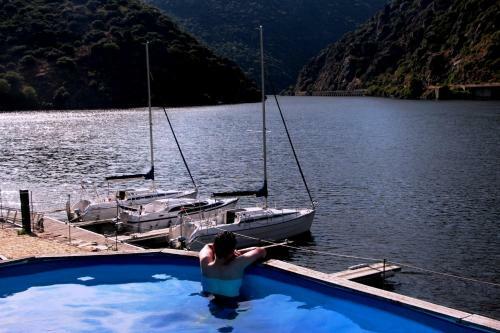 Hostal Douro Fluvina Yachts & Chalets