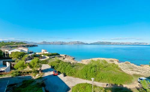 Stunning Architect Frontline Villa For 8 Guests