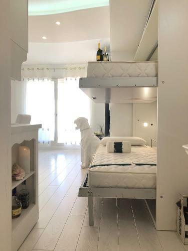 Charming Apartment Villa D' Este With A Rooftop Pool By Weekome