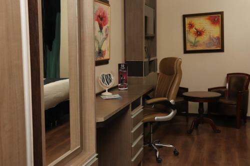Hotel Luxsur
