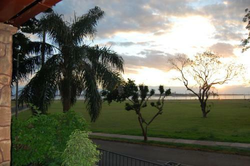 Colonial Hostel & Camping