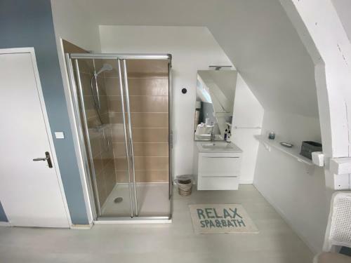 Hostal Le Petit Chateau