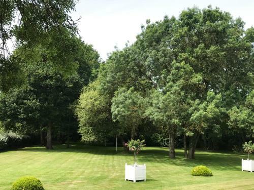 La Garnache Villa Sleeps 20 With Pool And Wifi