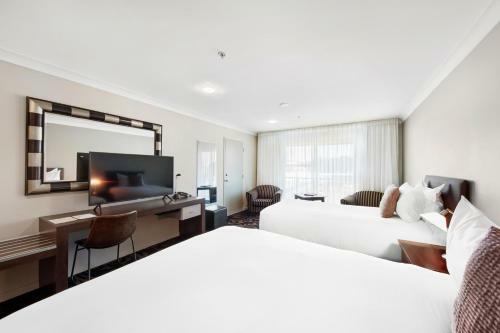 The Waterfront Hotel