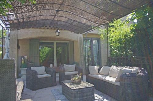 Apartamento Charming Provencal Villa With Swimming Pool
