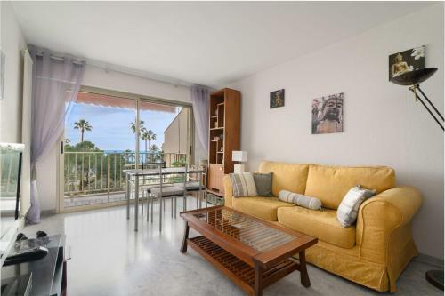Apartamento Cocoon Furnished Flat