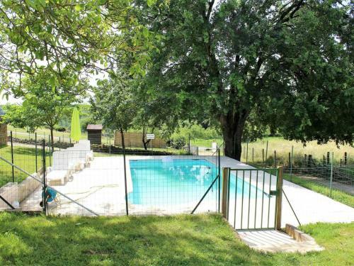 G�te Saint-avit-s�nieur, 4 Pi�ces, 6 Personnes - Fr-1-616-104