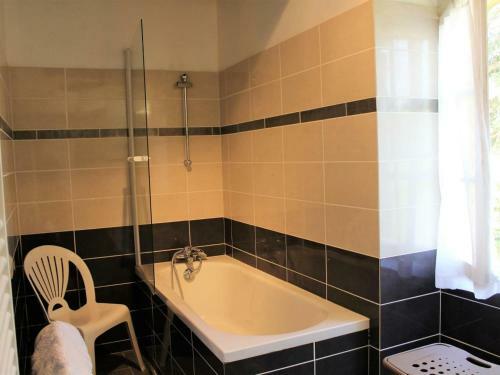 G�te Saint-avit-s�nieur, 4 Pi�ces, 6 Personnes - Fr-1-616-104