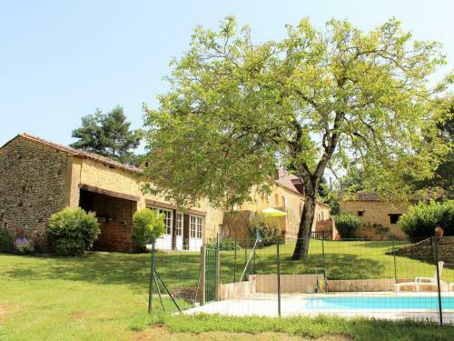 G�te Saint-avit-s�nieur, 4 Pi�ces, 6 Personnes - Fr-1-616-104