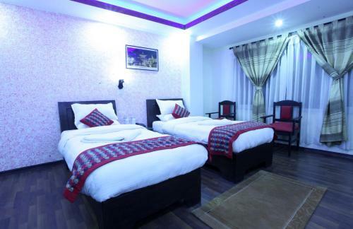 Alpine Hotel & Apartment