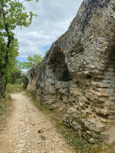 Studio Au Pont Du Gard Chez Valerie Payre