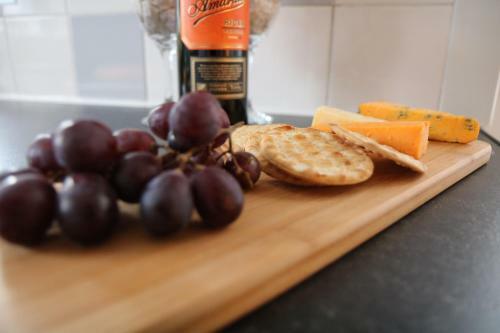 Ideal Home Away In Bury And Whitefield