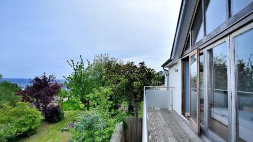 Pippin Charmouth