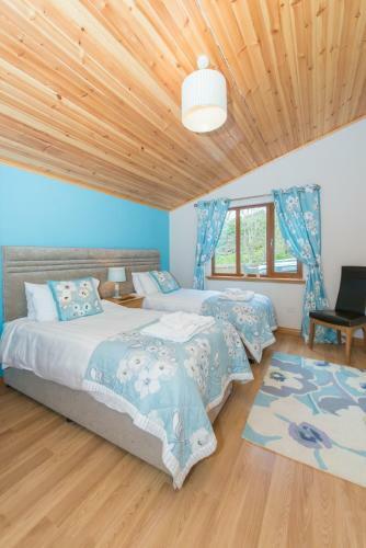 Barn Lodge With Hot Tub Near Cupar Fife