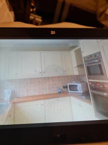Charming 3-bed House In Dartford