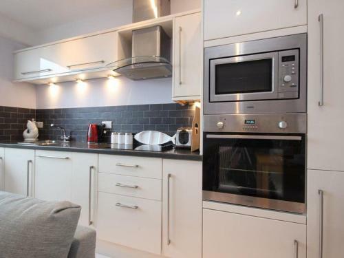 32 Newcomen Road (flat 1)