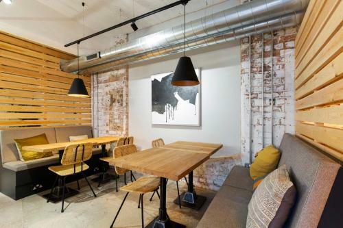 Beautifully Converted City Centre Apartment!