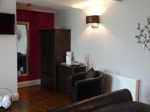 Hostal The Cross Guest House