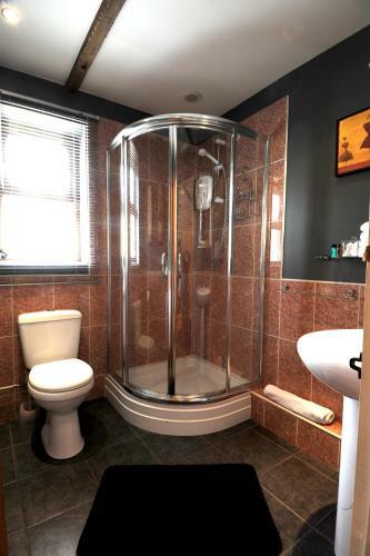 Hostal The Cross Guest House