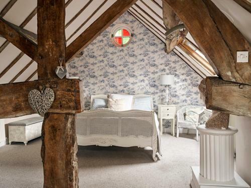 Wollaston Chateau Sleeps 19 Wifi