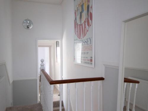 A Windsor Dream Home! Stylish And Roomy!
