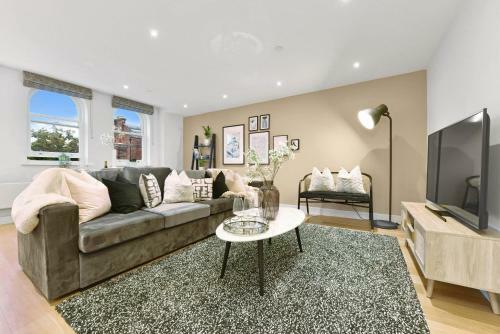 Elegant Windsor Apartment Close To Castle