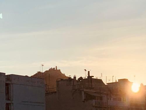 Downtown Adorable Apartment With Lycabettus View