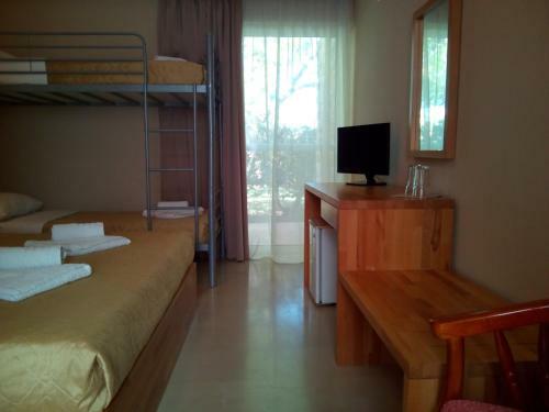 Hotel Marzi Beach And Bungalows