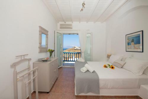 Serene Villa By Stylish Stays