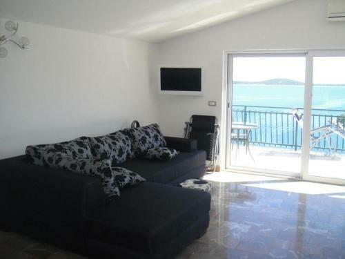 Apartments Paradise