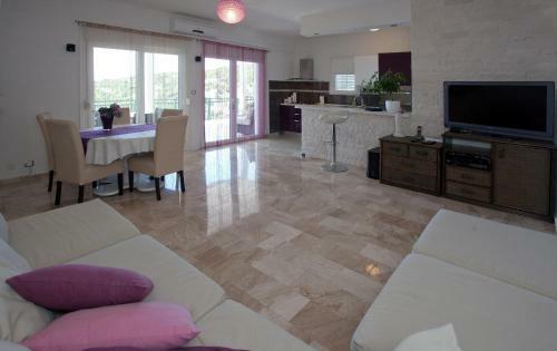 Apartments Paradise