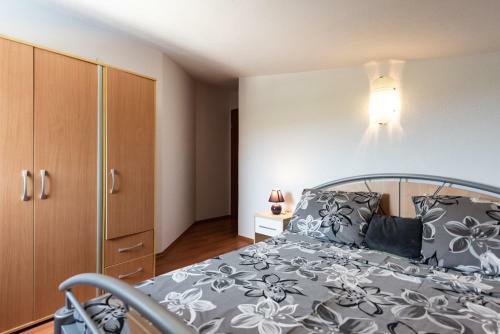 Hostal Apartments Karen