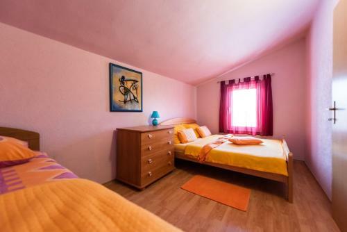 Hostal Apartments Karen