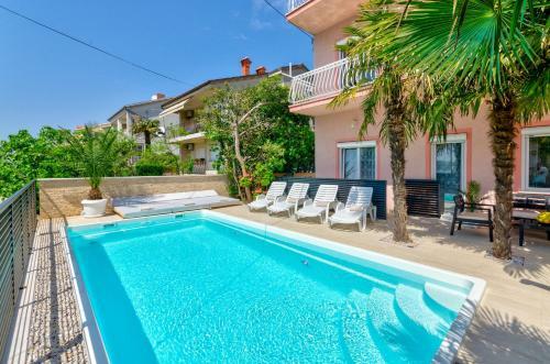 Apartamentos Abros Potkrovlje