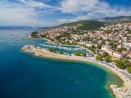 Apartment Iva Orange